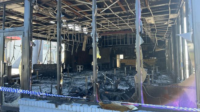 A blaze has taken hold in the Shimmers Bar and Lounge in Cranbourne, destroying the Cameron St business in the early hours of January 29, 2024.