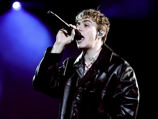 SANTA MONICA, CALIFORNIA - JULY 13: In this image released on July 13, The Kid LAROI performs onstage for Nickelodeon Kids' Choice Awards 2024 at Barker Hangar in Santa Monica, California.  (Photo by Frazer Harrison/Getty Images for Nickelodeon)