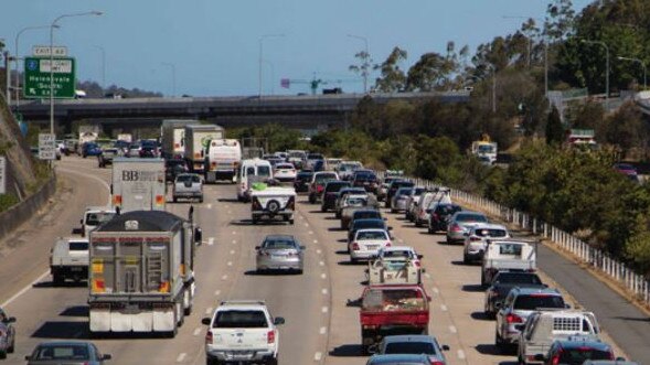 The M1 or Pacific Motorway and congestion at the Helensvale exit. This photograph is from a Coomera Connector business study.