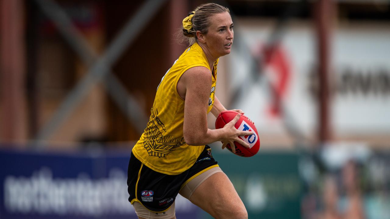 Mickayla Ward for the Nightcliff Tigers. Picture: Pema Tamang Pakhrin