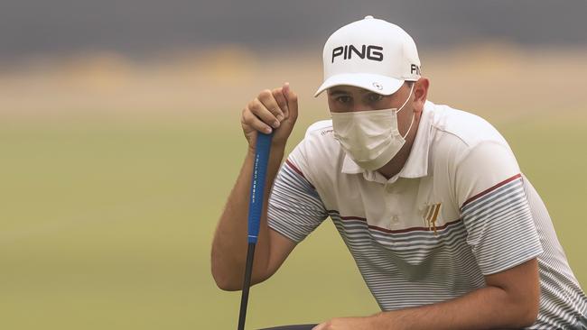 Ryan Chisnall of NZ had to play with a face mask in the first round of the Australian Open. (AAP Image/Craig Golding)