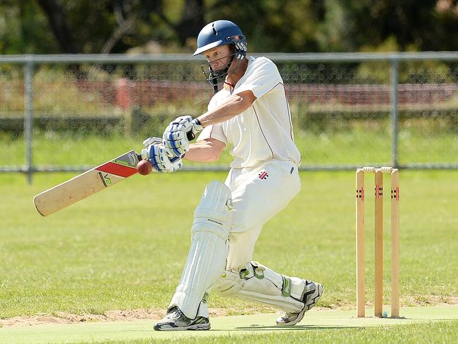 MPCA Provincial clash between Mt Eliza and Sorrento. Ros Dunball for Sorrento.