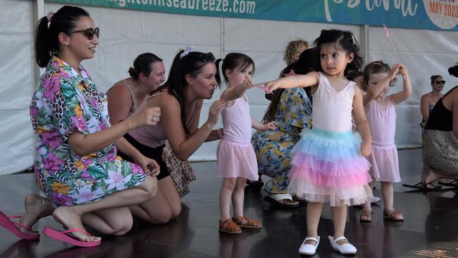 Baby Ballet Darwin performed at the Nightcliff Seabreeze Festival, 2023. Picture: Sierra Haigh