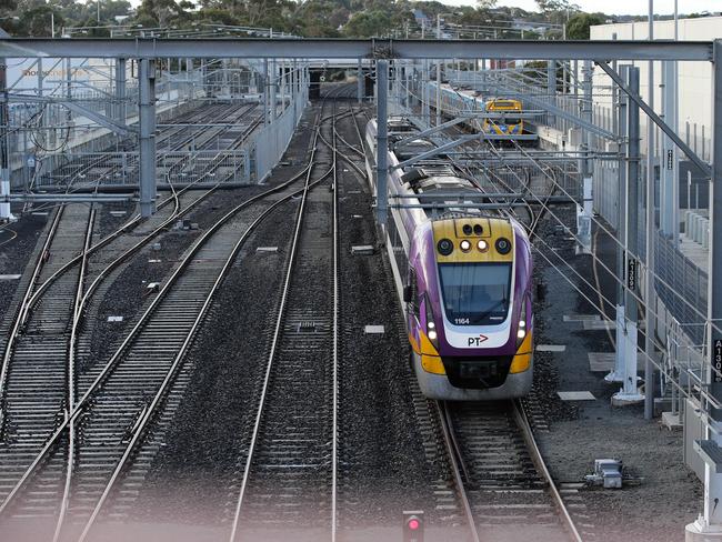 News > commuters at Sunbury train station.A $2.1 billion upgrade of the Sunbury line to prepare for high capacity Metro Tunnel trains is part of a $27.4 billion program of works to reshape the suburban transport system. Station platforms on the Sunbury line will be widened and the lineÕs capacity increased to create room for an extra 113,000 peak passengers weekly. It is expected to cut travel times by up to 40 minutes to Parkville and St Kilda Rd on the completed Metro Tunnel.