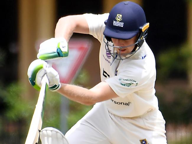 UQ batsman Bryce StreetCricket action between UQ v RedlandsSaturday December 17, 2022. Picture, John Gass