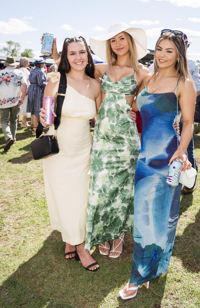 At the Clifton Races are (from left) Brooke Kindelan, Meriska van der Merwe and Mia Waddell, Saturday, October 28, 2023. Picture: Kevin Farmer