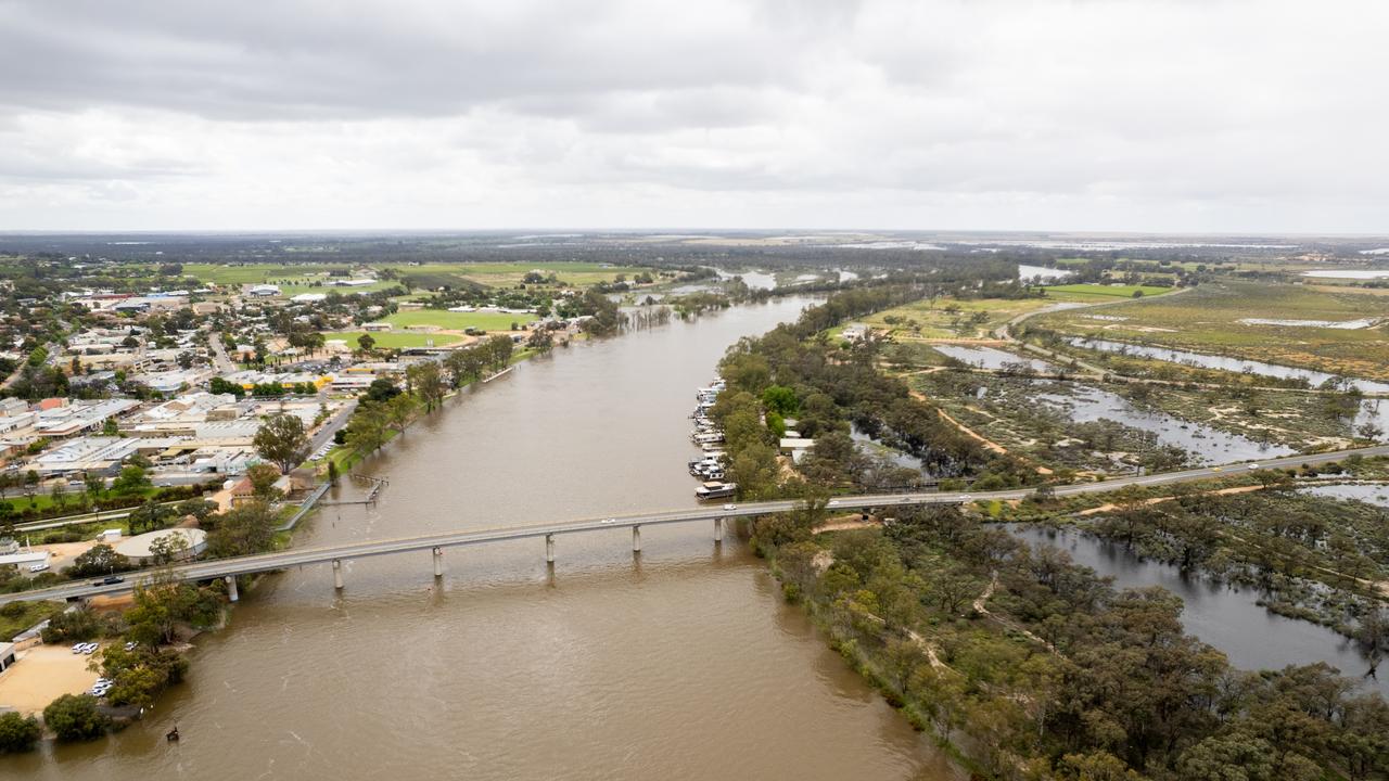 Drone pictures of River Murray floods November 2022 | The Advertiser