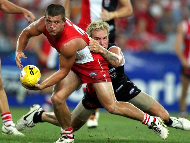 Jarred Moore playing for the Swans.