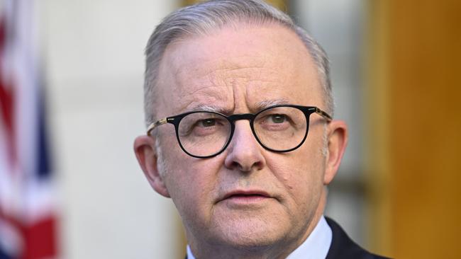 Mr Albanese says being ‘consistent and clear and unambiguous’ is key to dealing with Mr Trump. Picture: NewsWire / Martin Ollman