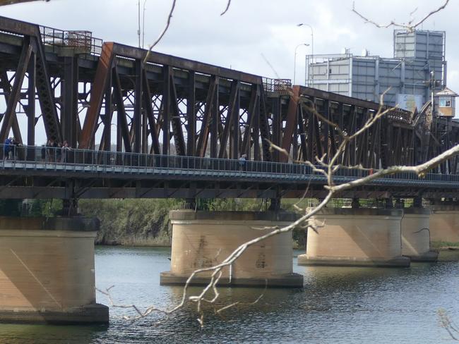 The pylons of the old Grafton bridge