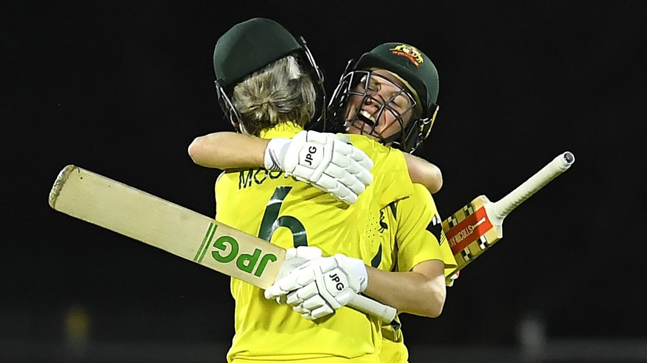 Beth Mooney and Nicola Carey led Australia to an incredible win over India. Photo: Getty Images