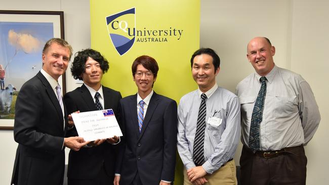 Vice-Chancellor Professor Nick Klomp (left), Students Kohei Oizumi, Takashi Odashima, visiting Professor Tomonori Ichinose and CQUniversity CQUEnglish Directorate Director of Studies Peter Morcom.