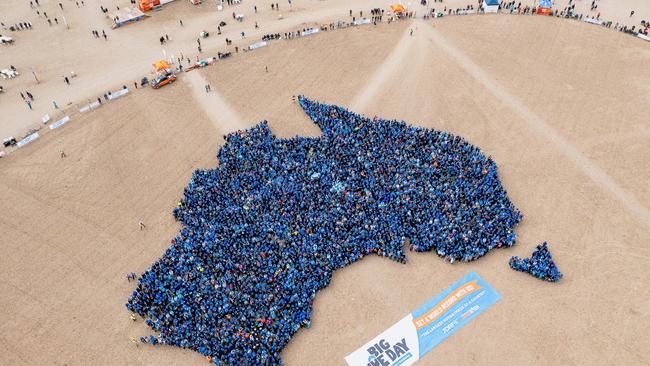 Big Red Bash punters make a map of Australia to raise money for diabetes research. Picture: Supplied, Big Red Bash