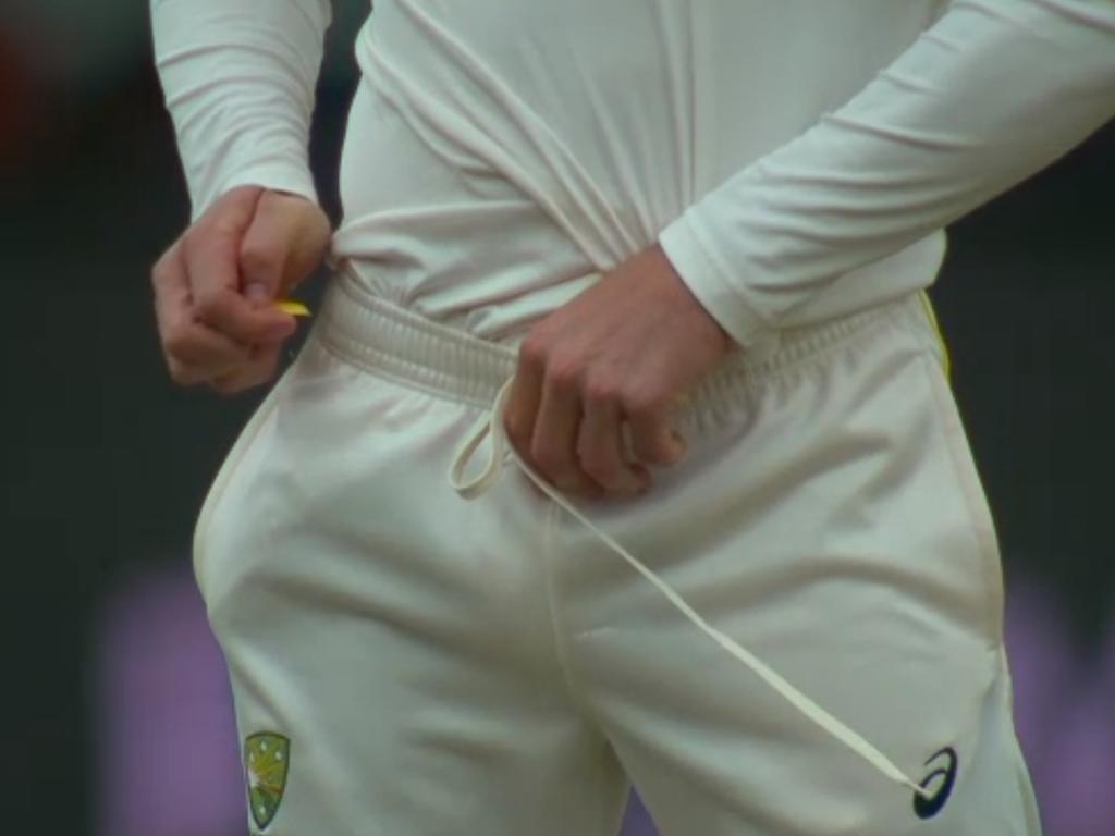 Caption Screengrabs supplied by FoxSports of the ball tampering incident.