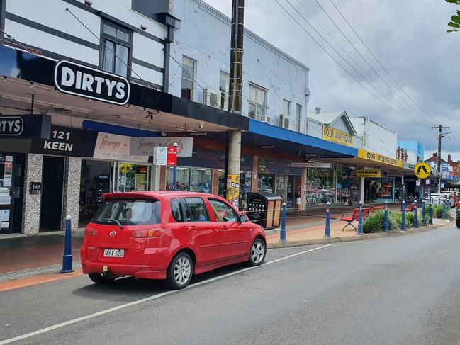 Burger joint, Dirtys made an inquiry to Lismore City Council to expand footpath dining into the adjacent carpark.