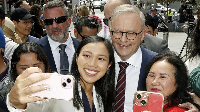 Labor’s candidate in Fowler Tu Le was invited to the citizenship ceremony. Picture: NewsWire / John Appleyard