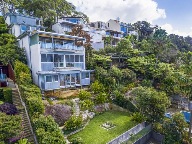 Real Estate: 5 The Tork Walk, Castlecrag