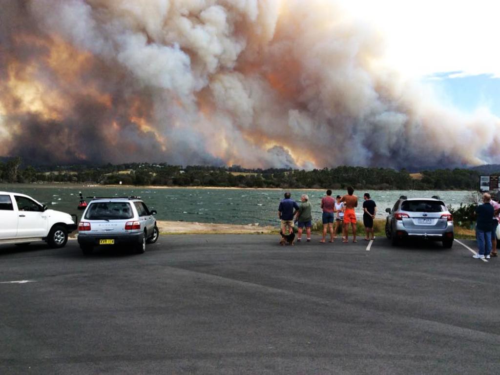 The out of control fire in Tathra on Sunday afternoon, March 18, 2018. Picture: Frank Weiss