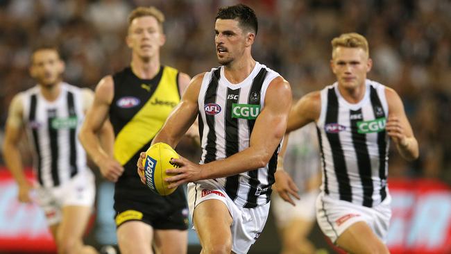 Scott Pendlebury in action against the Tigers. Picture: Michael Klein