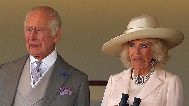 ASCOT, ENGLAND - JUNE 22: King Charles III and Queen Camilla watch from the Royal Box during Day Five of Royal Ascot 2024 at Ascot Racecourse on June 22, 2024 in Ascot, England. (Photo by Andrew Redington/Getty Images)