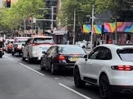 Oxford St traffic going westbound