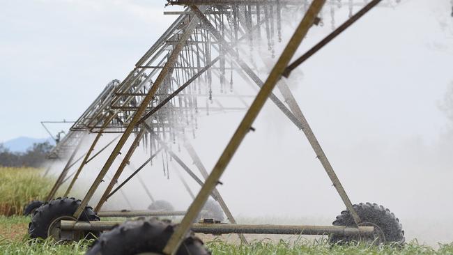 A group of irrigators have taken the Toowoomba Regional Council back to court.