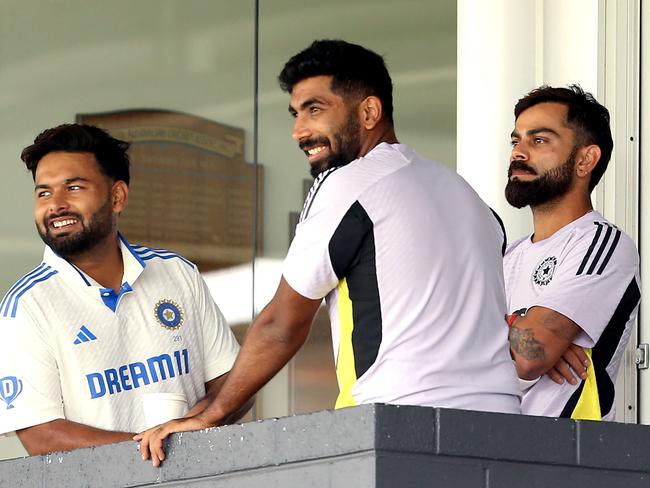 Indian players Virat Kohli (R), Rishabah Pant (L) and Jasprit Bumrah look on during the internal practice match between India and India A cricket teams at the WACA in Perth on November 15, 2024. (Photo by David Woodley / AFP) / -- IMAGE RESTRICTED TO EDITORIAL USE - STRICTLY NO COMMERCIAL USE --