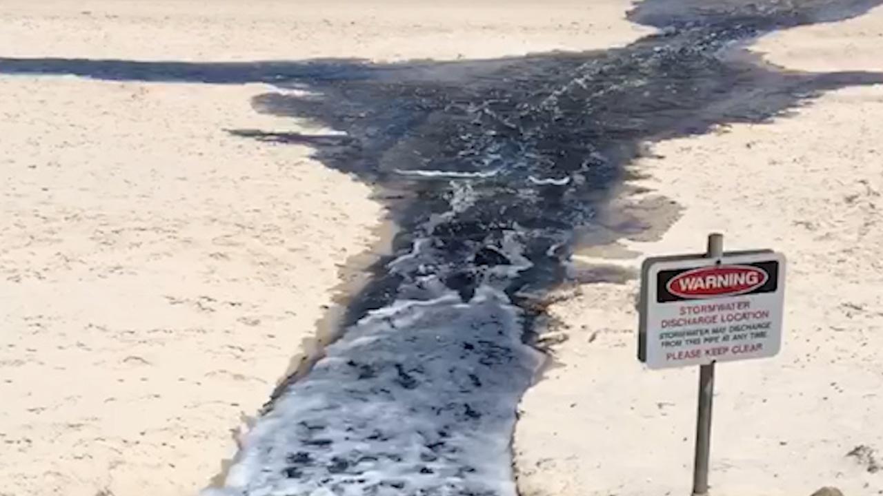 Henley Beach stormwater drain discharging dirty water out to sea