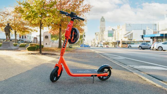 A Neuron e-scooter on Sturt Street, Ballarat.