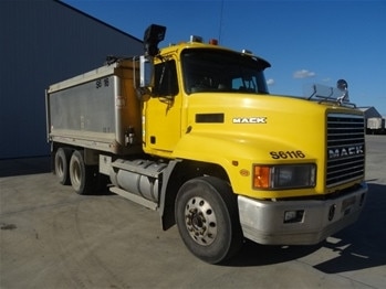 Hoffman was driving a Mack rigid tipper truck similar to this one pictured.