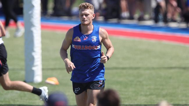 Adam Treloar was restricted to running laps. Picture: David Crosling