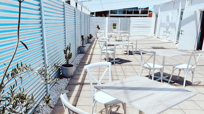 The rear courtyard at Sicily Mare, Aldinga Beach.