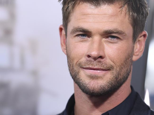 Chris Hemsworth abs: Thor star is jealous of Trevante Rhodes | news.com ...