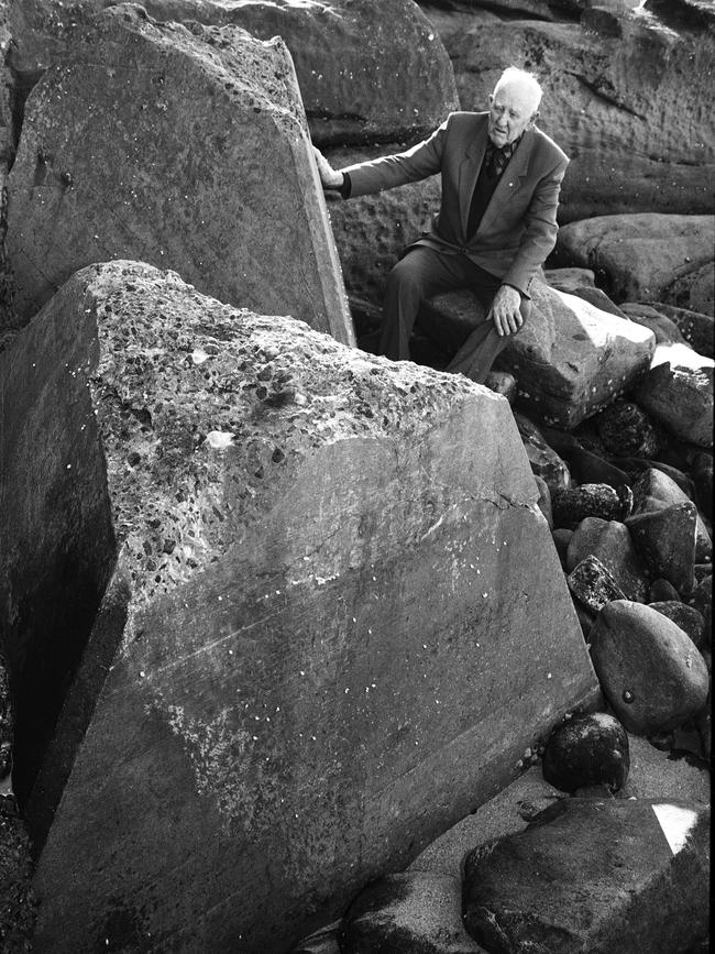 John McGlynn with two anti-tank tetrahedrons at Fairy Bower in 1995. Picture Manly Daily