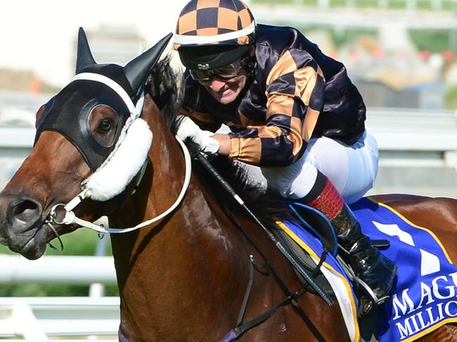 Cylinder Beach (right) just edges out Man Of His Word.. Picture: Grant Peters, Trackside Photography