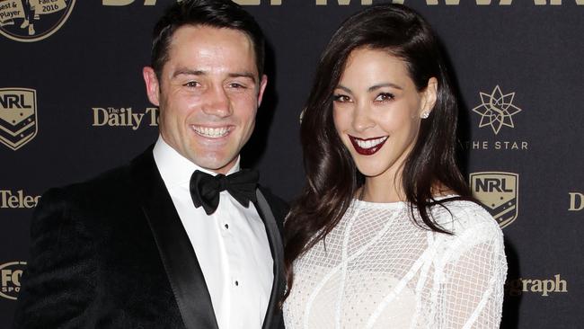 Fox Sports presenter Tara Rushton and NRL star Cooper Cronk get engaged ...