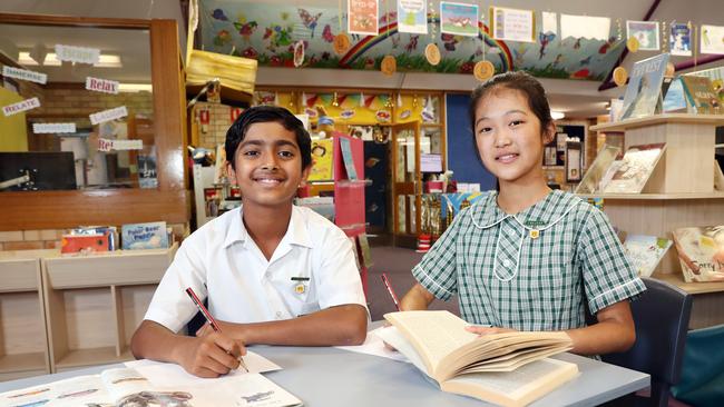 Year 6 students Dhanvin Bajeev and Bonnie Zhu at Carlingford West Primary School. Picture: Richard Dobson