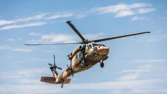 Australian Army to replace helicopter fleet with 40 Black Hawks | news ...