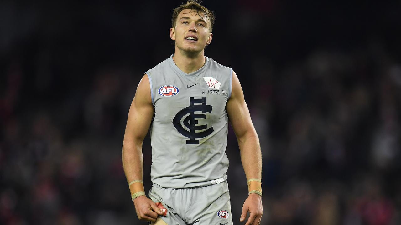Patrick Cripps is a one-man show. Photo: AAP Image/Julian Smith