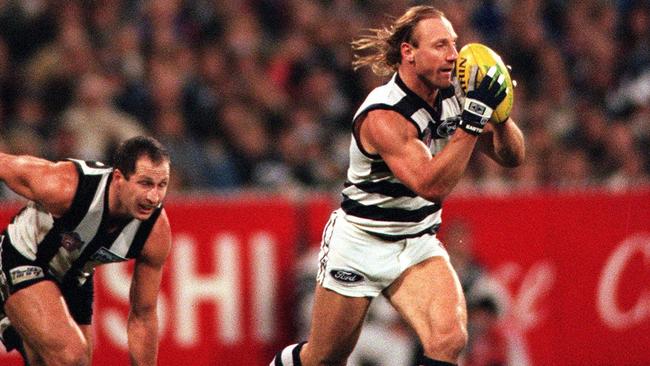 Robbo picks Gary Ablett Sr as the best of the modern era.