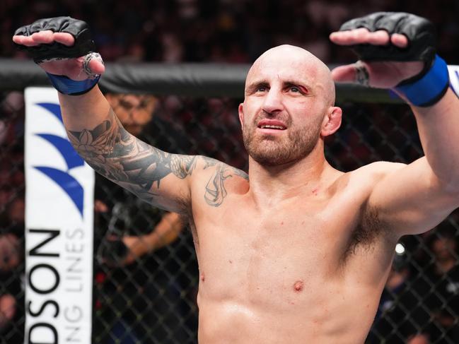 Alexander Volkanovski is leaving no stone unturned before his next fight.