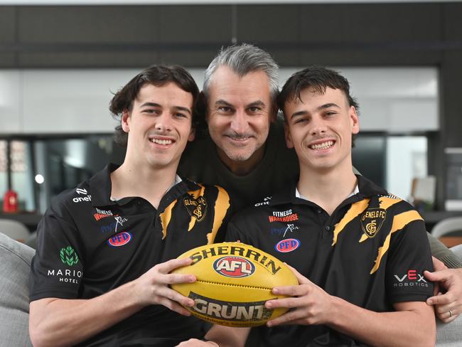 Scott Camporeale with his twin boys. Picture: Keryn Stevens