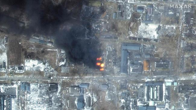 This satellite image shows fires in an industrial area of the Primorskyi district in western Mariupol, Ukraine. Picture: Maxar Technologies/AFP