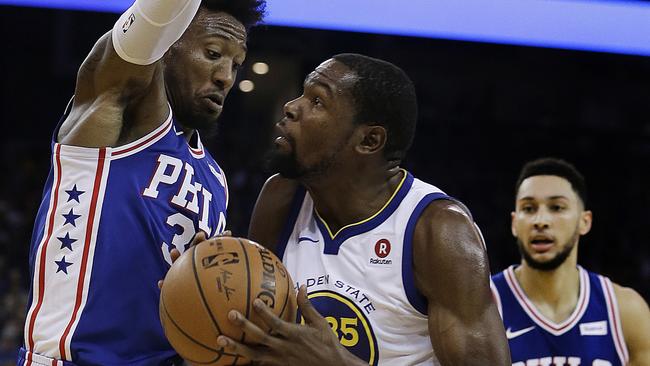 Kevin Durant led the Warriors to a big win over the Philadelphia 76ers.
