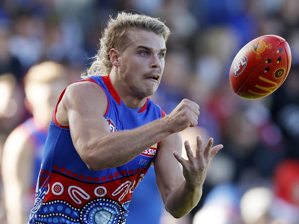 Bailey Smith was training on the Gold Coast ahead of a likely trade from the Bulldogs. Picture: Jonathan DiMaggio/AFL Photos/via Getty Images