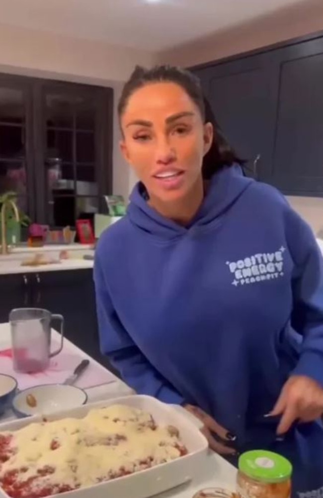 Katie Price fans have been left horrified by a ‘gross’ detail in star’s cooking video. Picture: Instagram/KatiePrice