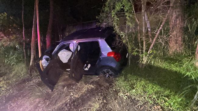 Teen girls crash into tree, Noosaville, Eenie Creek Road