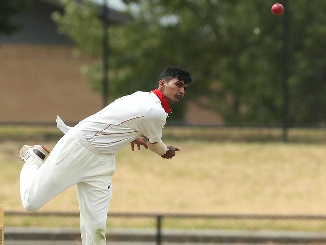 Swapnil Challa took five wickets with a fractured finger on Saturday. Picture: Hamish Blair