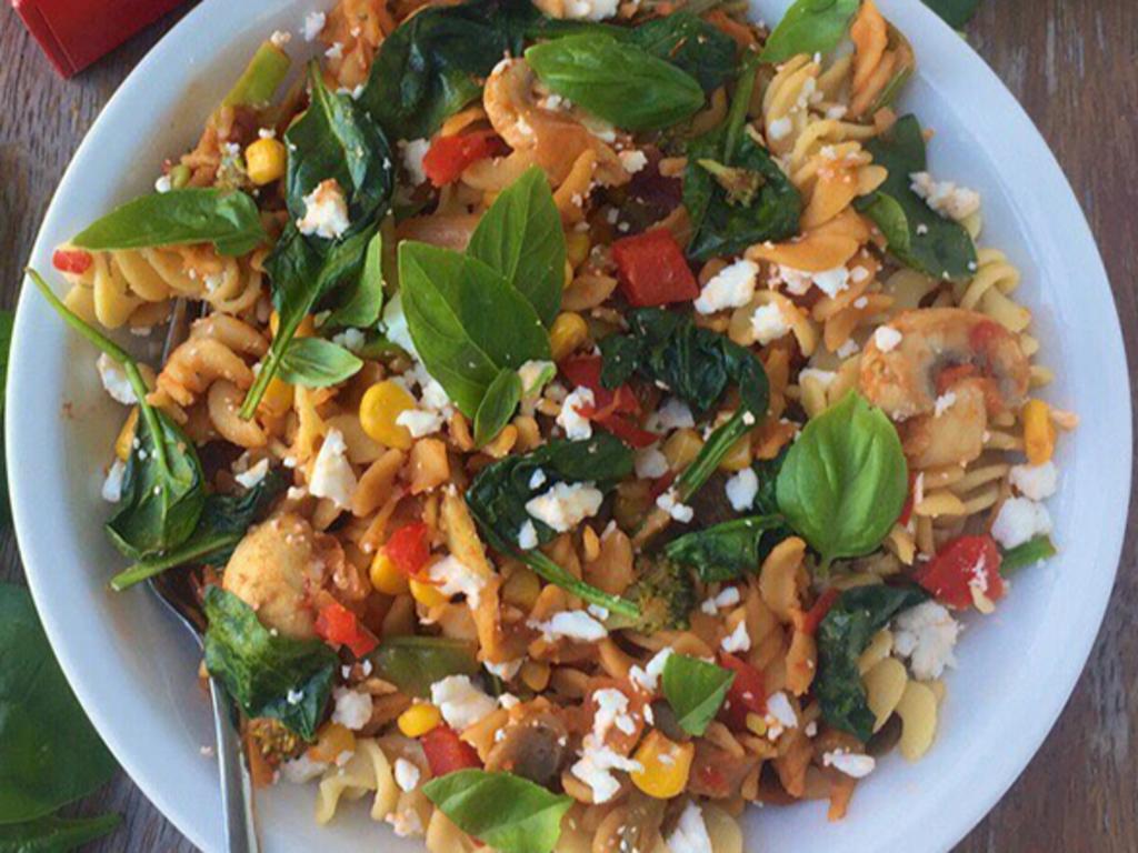 Pair pasta and chicken for a meal-prep friendly dish. Picture: Instagram/@the_fitness_dietitian