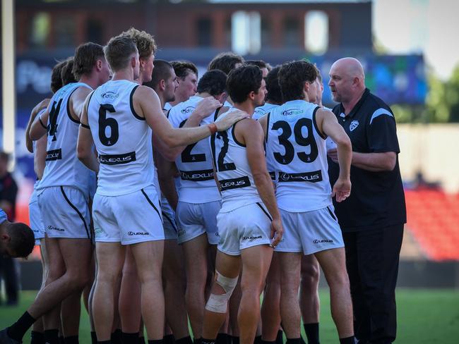 Southport coach Steve Daniel instructing his troops. Picture: Highflyer Images.